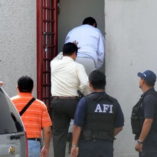 Hank Rhon solicita prórroga para definir situación jurídica