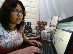 Facebook, Twitter y Metroflog son las redes sociales más visitadas por los adolescentes. ARCHIVO  /