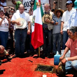 Colocan placa en memoria de Marisela Escobedo