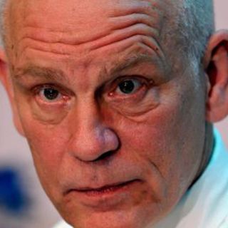 John Malkovich dirigirá 'Fringe'