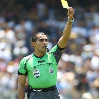 Cuestionan arbitraje de Rodríguez