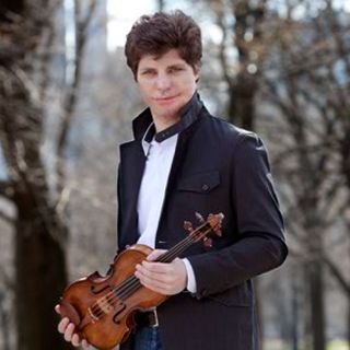 El violinista Augustin Hadelich cautiva a público en Bellas Artes