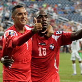 Logra Panamá triunfo 2-1 sobre EU en Copa Oro
