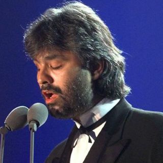 Andrea Bocelli ofrecerá un concierto en Masada