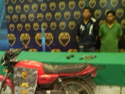 Tanto las armas, como la motocicleta, y ellos, fueron puestos a disposición de la Procuraduría General de la República. O. RUVALCABA  /