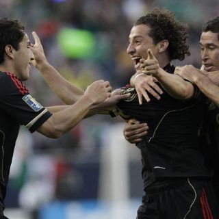 El Tricolor golea a Costa Rica y avanza invicto a cuartos de final