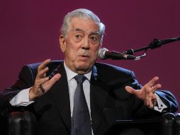 El escritor cerrará el martes 21 el curso 'Introducción a la obra de Vargas Llosa'. EFE  /