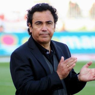 Hugo Sánchez critica a La Volpe