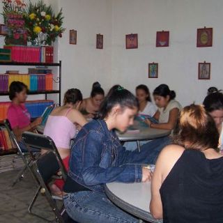 Reconocen a establecimientos de atención a adicciones