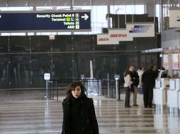 Las nuevas normas incluyen una orden para aumentar la compensación a pasajeros rechazados de vuelos. ARCHIVO  /