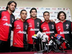 Los jugadores fueron presentados por el club rojinegro ante los medios de comunicación. E. BARRERA  /