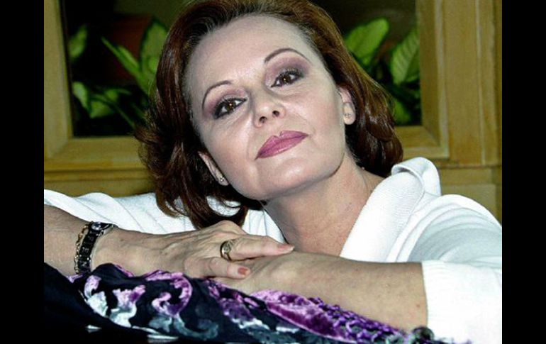 El director dijo sentir gran admiración por Durcal debido a su carisma, su fuerza y su entrega a la familia y al trabajo. NTX  /