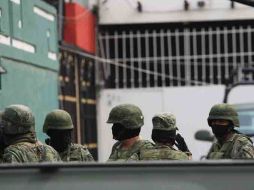 Auroridades fueron apoyadas por elementos del Ejército mexicano para realizar los operativos donde hubo seis detenidos. ARCHIVO  /