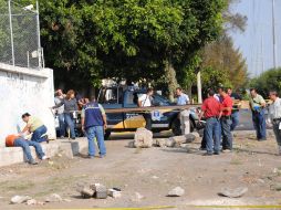 Hasta el lugar de los hechos, se trasladaron policías y elementos del Semefo. O. RUVALCABA  /