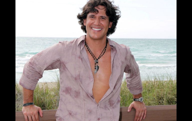 Aravena permanecerá cinco años en la televisora de San Ángel. ESPECIAL  /