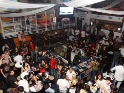 La Canirac apunta que se debe revocar la licencia a los negocios que reincidan en violaciones al reglamento. ARCHIVO  /