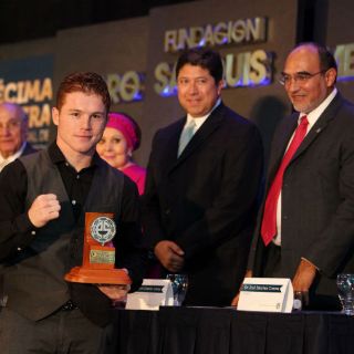 Fundación Pedro Sarquis entrega reconocimientos