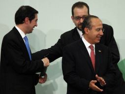 Dionisio Pérez, Mony de Swaan y Felipe Calderón en al anuncio sobre la transición de la tecnología digital en la radio. EL UNIVERSAL  /