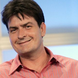 Charlie Sheen alarga batalla legal