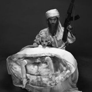 Bin Laden y Fukushima destacan como nuevas inspiraciones artísticas