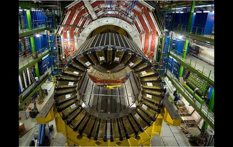 El LHC produce cientos de millones de choques frontales de partículas a una velocidad próxima a la luz. ARCHIVO  /