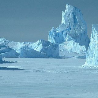 Científico español dice que el Ártico se quedará sin hielo en verano en 2018