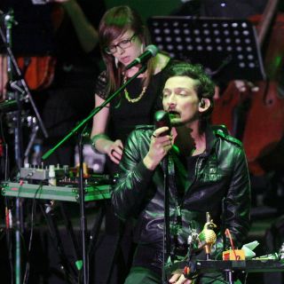 Ánimos candentes de Zoé clausuran la FIM