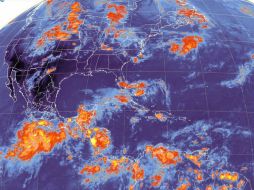 El fenómeno meteorológico se encuentra en las costas del Pacífico Mexicano. ESPECIAL  /