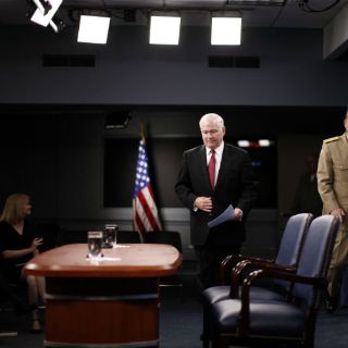 Estados Unidos confirma diálogo con talibanes