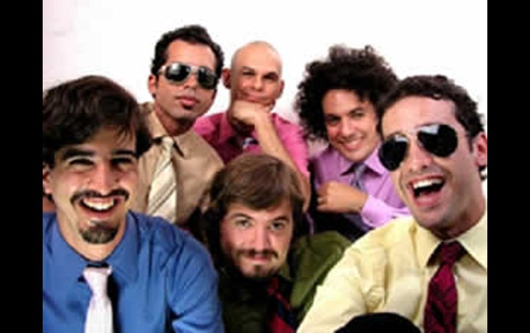 ''Comercial'' es el título de su más reciente disco. EL UNIVERSAL  /