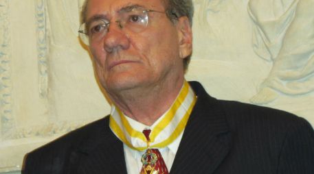 El historiador José María Murià Rouret es reconocido con la Orden de Isabel la Católica. I. ARROYO  /