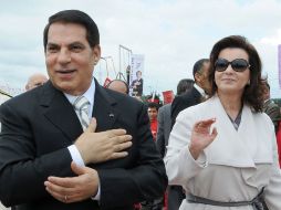 El ex mandatario y su esposa huyeron hacia Arabia Saudí por las protestas que exigían la caída del régimen. AFP  /