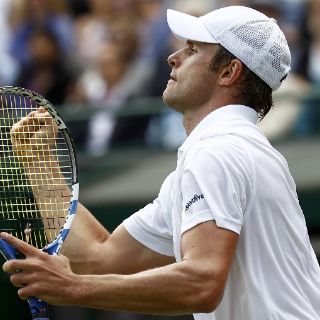 Roddick deja fuera de Wimbledon al alemán Andreas Beck