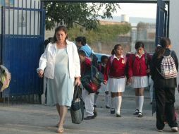 Se trabajó en un expediente con la talla, peso y edad de los niños para dar seguimiento en casos de presentar obesidad. ARCHIVO  /
