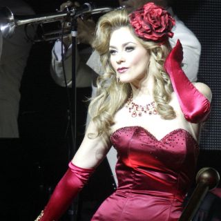 Aracely Arámbula invita a Lucía Méndez a integrarse a ''Perfume de Gardenia''