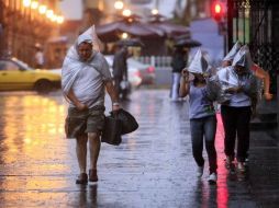 En Guadalajara, la lluvia inició en torno a las 03:30 horas de este miércoles. ARCHIVO  /