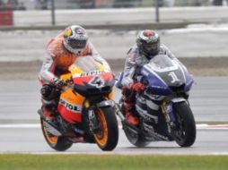 Jorge Lorenzo(der.) busca remontar en el Gran Premio de Holanda. ESPECIAL Sitio oficial MOTO GP  /