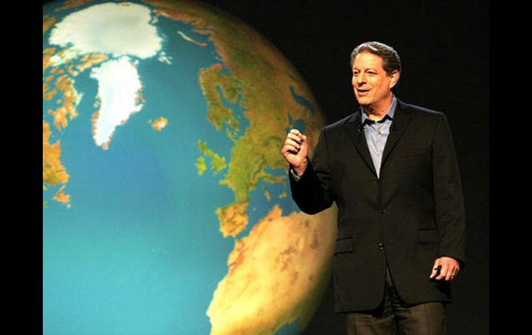 Aunque dice admirar al presidente Obama, Al Gore no perdona el fracaso de la ley contra el calentamiento global. EFE  /