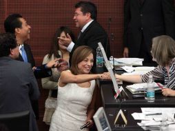 Las diputadas del PAN, Josefina Vázquez Mota, y del PT, Laura Itzel Castillo, en la sesión de la Comisión Permanente. EL UNIVERSAL  /