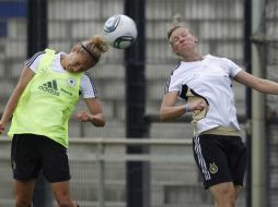 Las jugadores de la Selección alemana entrenan previo a su debut del domingo. REUTERS  /