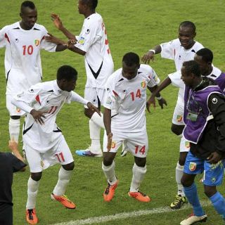 Congo califica a octavos de final