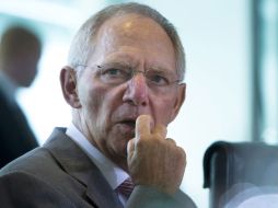 Imposible bajar impuestos, dice Wolfgang Schaeuble. AP  /