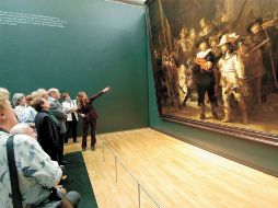 El Rijksmuseum muestra en una de sus salas La ronda de noche, de Rembrant, uno de los más grandes pintores holandeses. FOTOS: EL UNIVER  /
