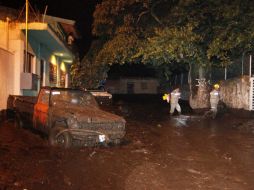 El desgajamiento del Cerro Viejo, ubicado en la población de San Miguel Cuyutlán, afectó casas en al menos cuatro cuadras. E. PACHECO  /
