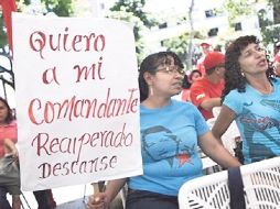 La semana pasada simpatizantes del mandatario venezolano le desearon pronta recuperación. AP  /