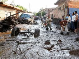 Autoridades evalúan las pérdidas económicas de las 100 personas afectadas directamente. E. PACHECO  /