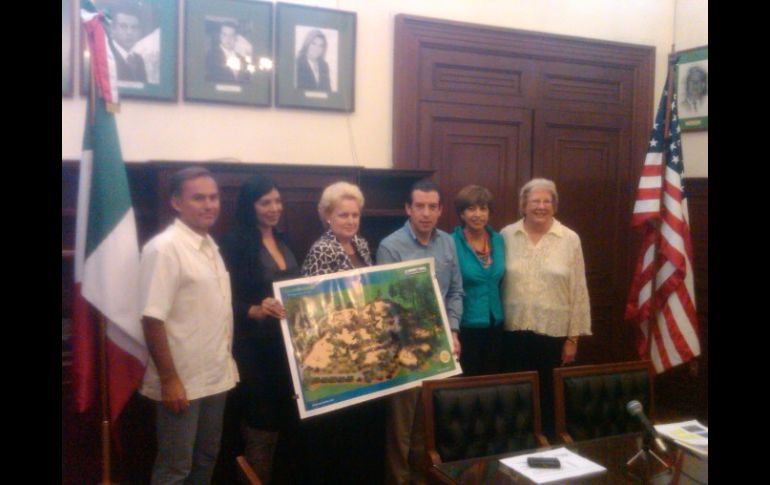 Ante condiciones desfavorables, el objetivo es convertir el parque, en un sitio digno. T. VILLASEÑOR  /