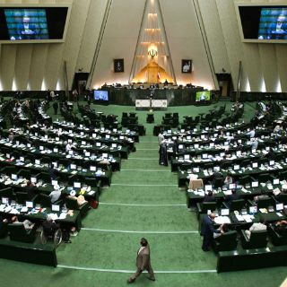 Congreso pide la comparecencia de Ahmadineyad en la Cámara