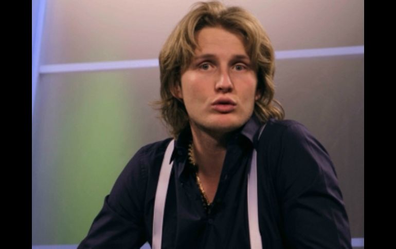 Con el disco La vida es, Acha envía un mensaje de amor a través de sus letras. EL UNIVERSAL  /