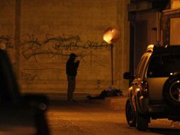 El oficial fue ejecutado en su propia oficina por una decena de presuntos sicarios encapuchados. ARCHIVO  /